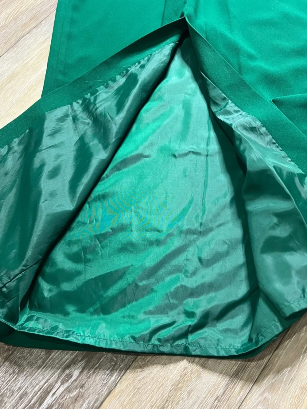 Plaza South Elegant Emerald Green Women's set
